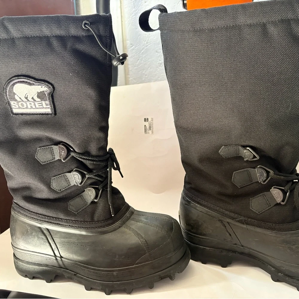 Sorel Black Tall Waterproof Winter Boots- Size 7 - Picture 2 of 10